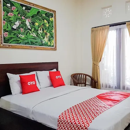 Oyo 3912 Wahyu Residence Bali